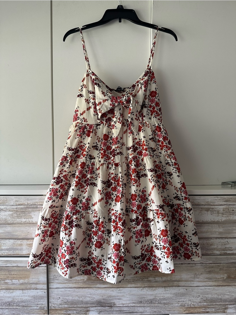 🌸 Trixxi Juniors L NWT Floral Tiered Mini Dress Tie Front Smocked Back